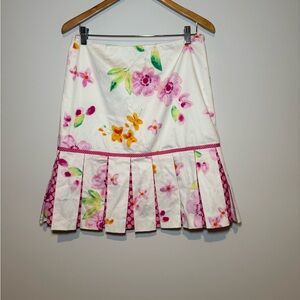 Acorn Floral Pleated Skirt - Pink and White
